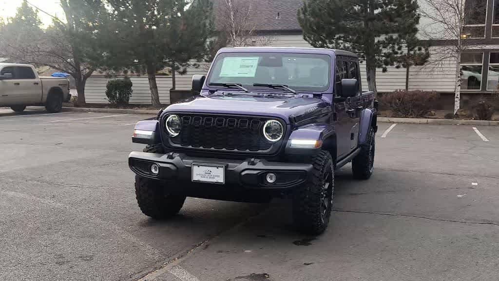 Thumbnail: 2026 Jeep Gladiator - 4