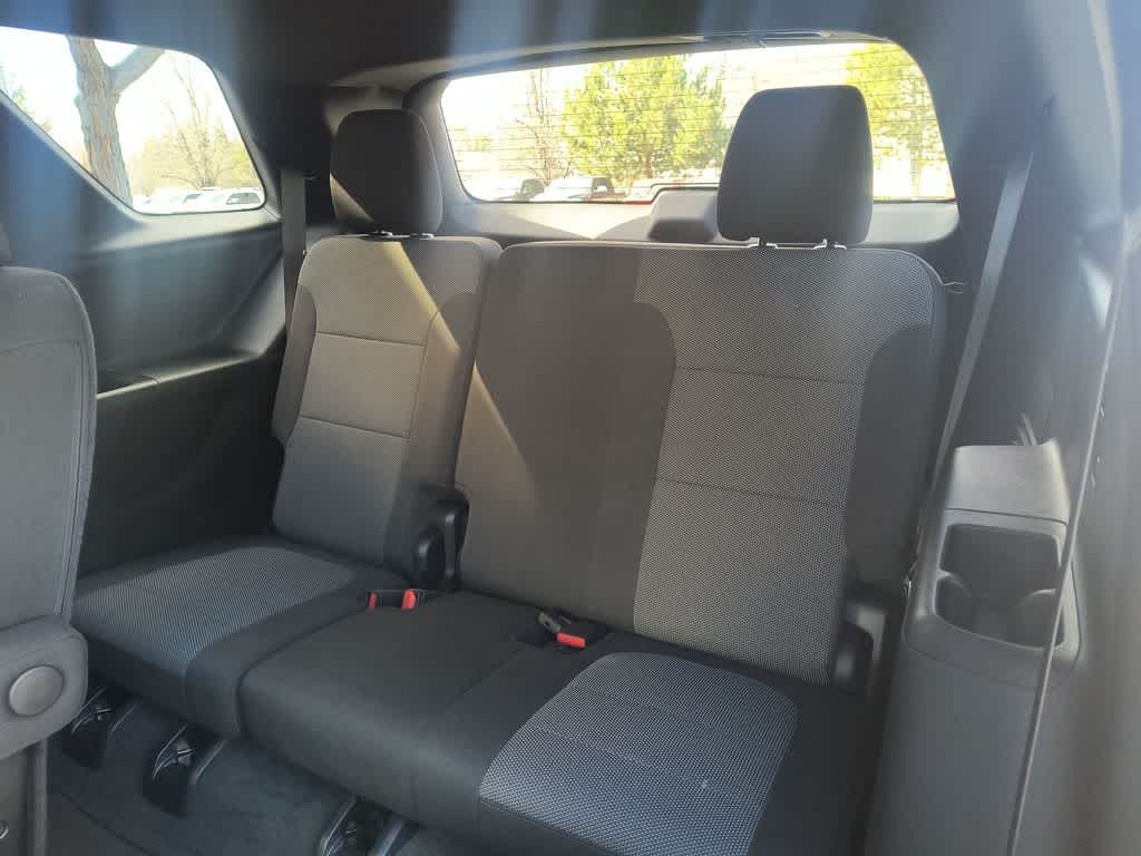 Thumbnail: 2023 Chevrolet Traverse - 22