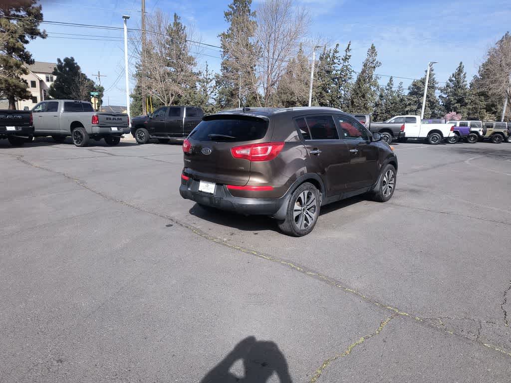 Thumbnail: 2011 Kia Sportage - 5