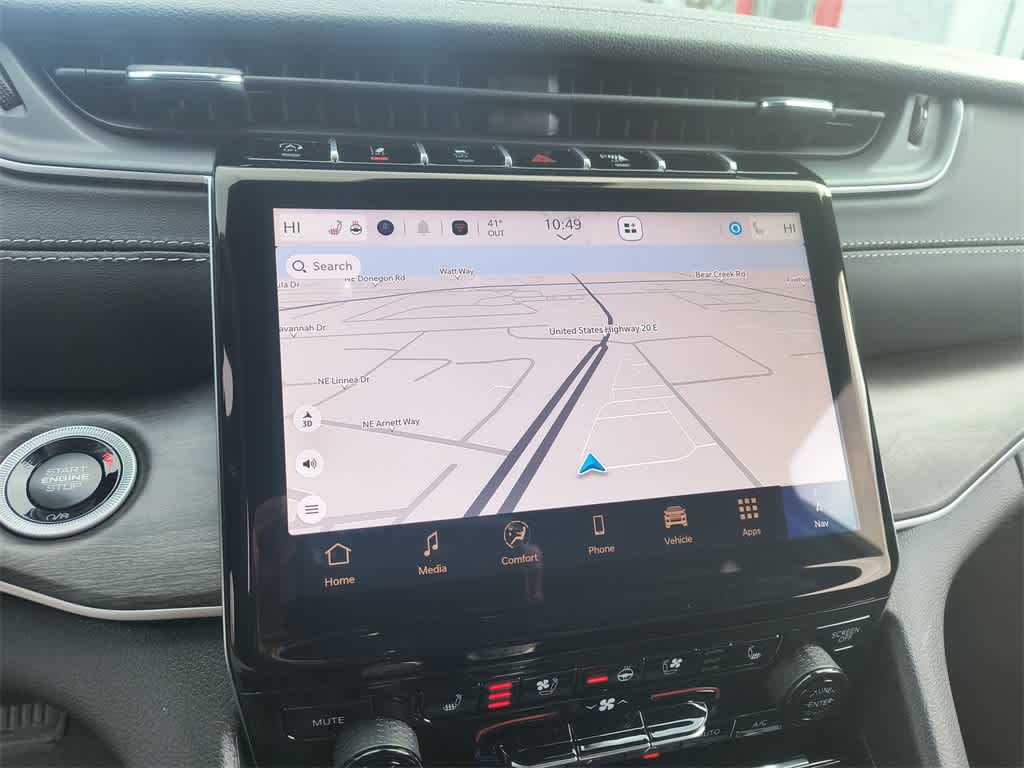 Thumbnail: 2025 Jeep Grand Cherokee - 18