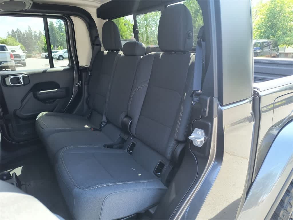 Thumbnail: 2025 Jeep Gladiator - 22