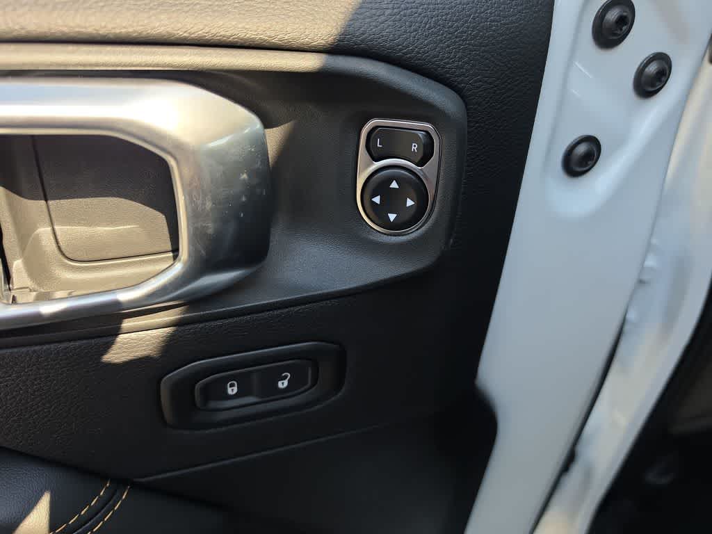 Thumbnail: 2026 Jeep Wrangler - 13