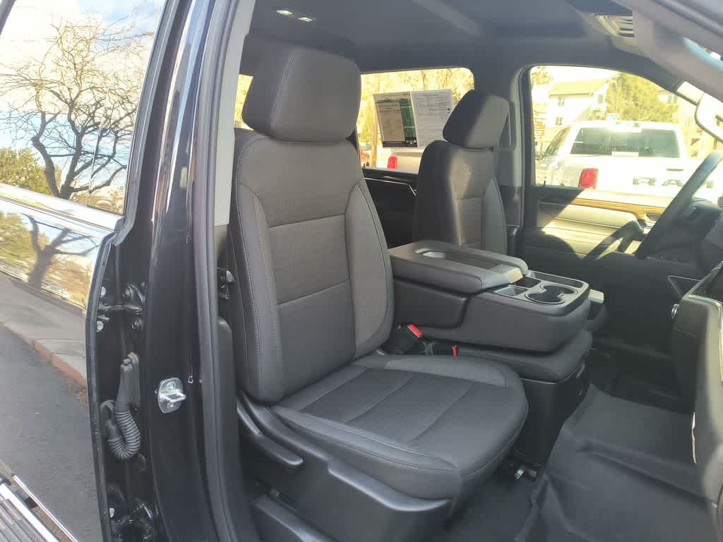 Thumbnail: 2025 GMC Sierra 3500 - 24