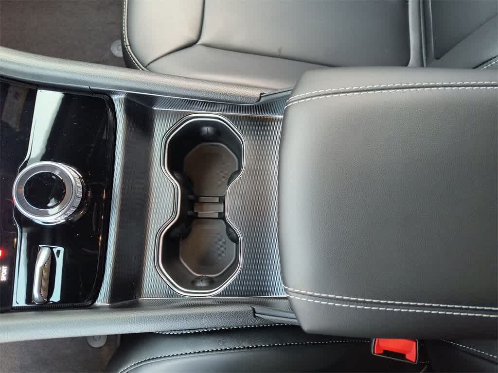 Thumbnail: 2025 Jeep Grand Cherokee L - 21