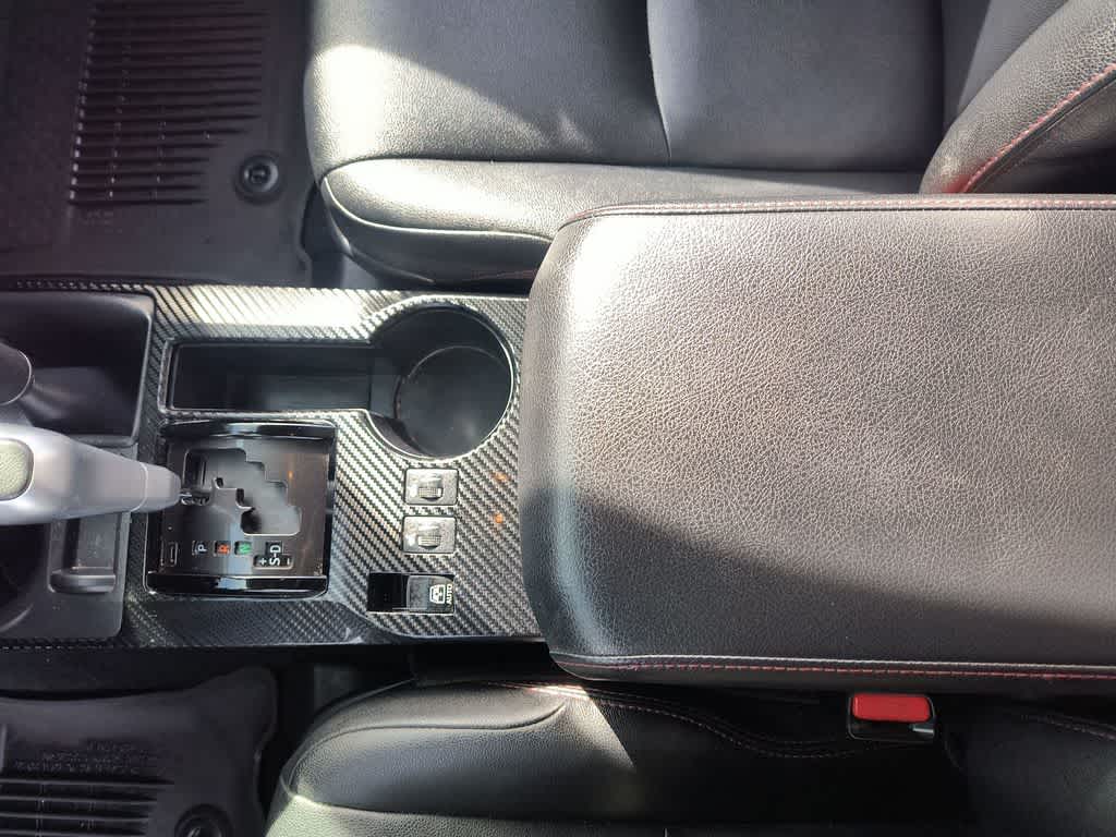 Thumbnail: 2022 Toyota 4Runner - 21