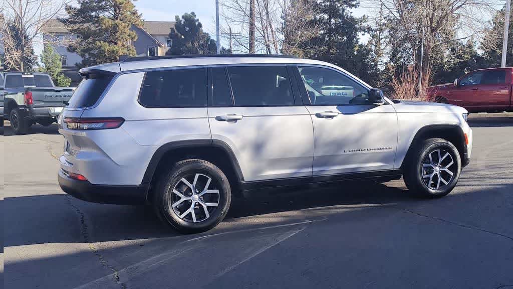 Thumbnail: 2024 Jeep Grand Cherokee L - 9