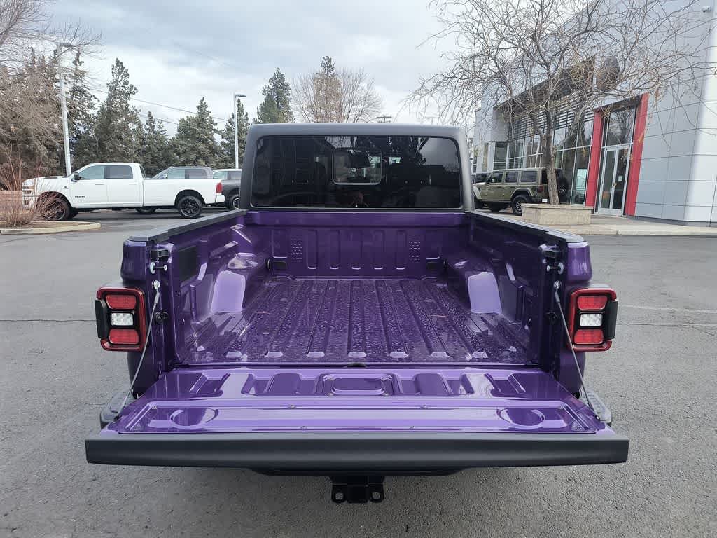 Thumbnail: 2026 Jeep Gladiator - 22