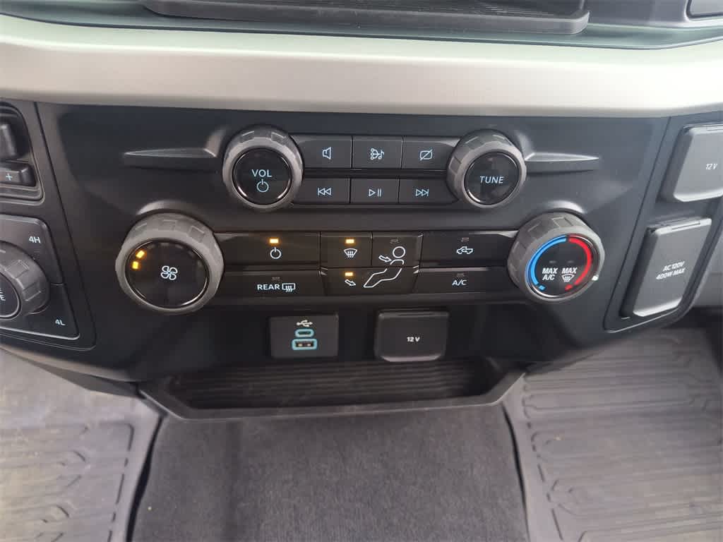 Thumbnail: 2024 Ford Econoline - 18