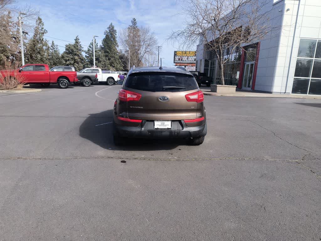 Thumbnail: 2011 Kia Sportage - 4