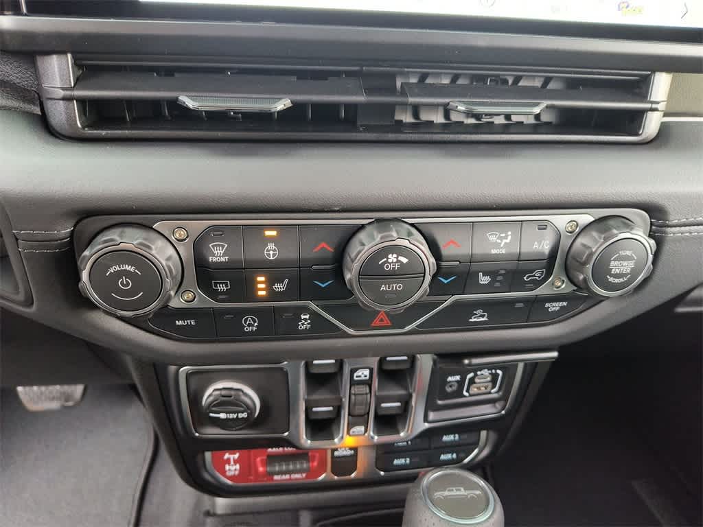 Thumbnail: 2026 Jeep Gladiator - 18