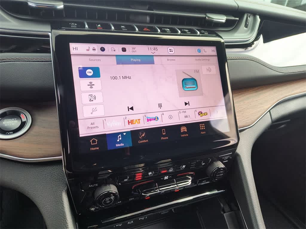 Thumbnail: 2025 Jeep Grand Cherokee - 16