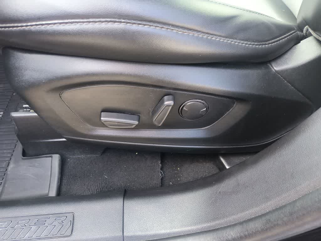 Thumbnail: 2022 Ford Explorer - 12