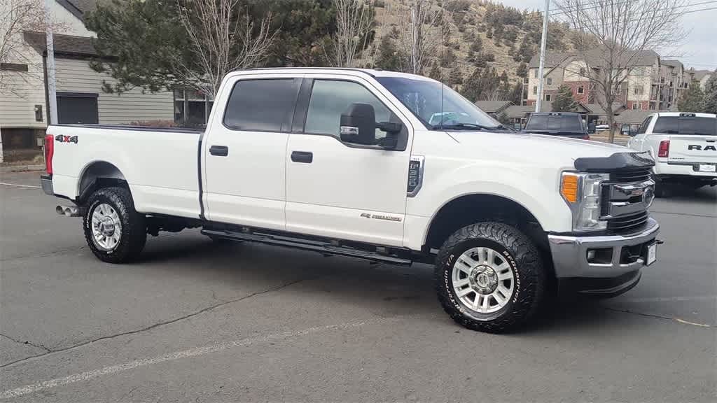 Thumbnail: 2017 Ford Econoline - 3