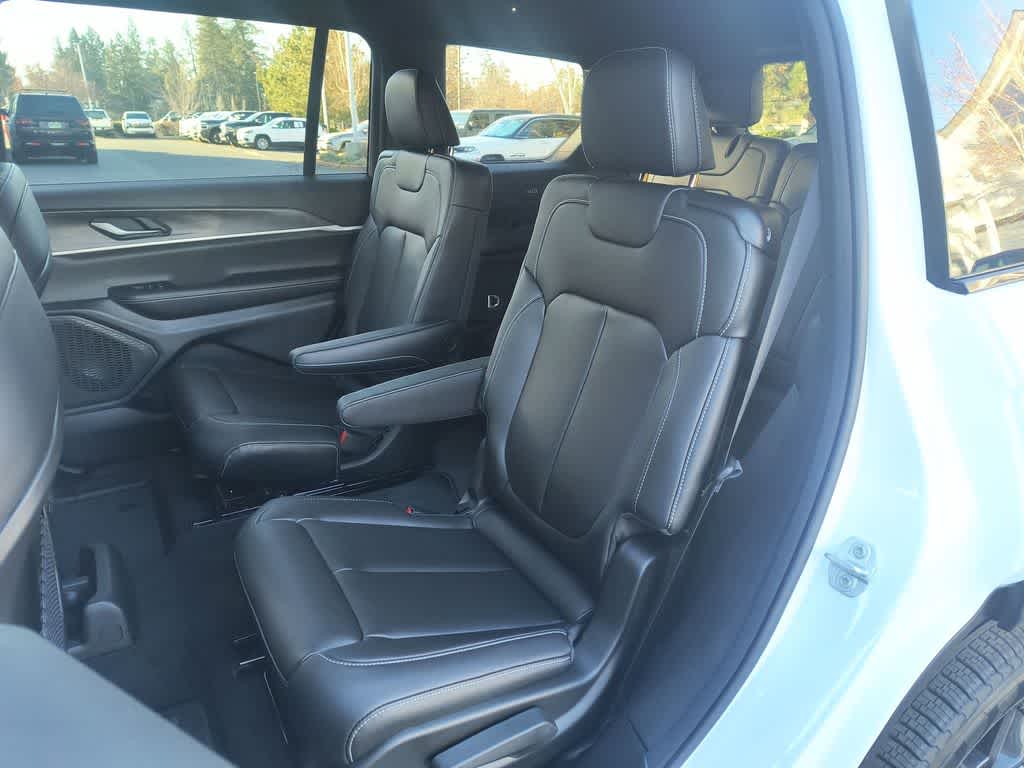 Thumbnail: 2025 Jeep Grand Cherokee L - 23