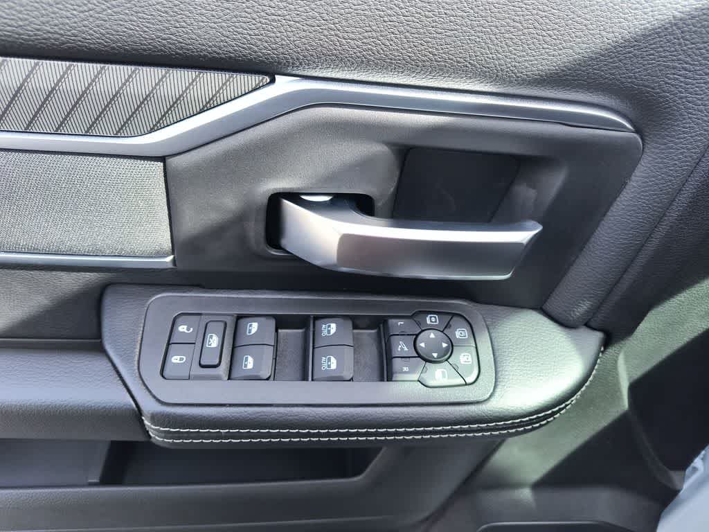 Thumbnail: 2026 RAM 2500 - 13