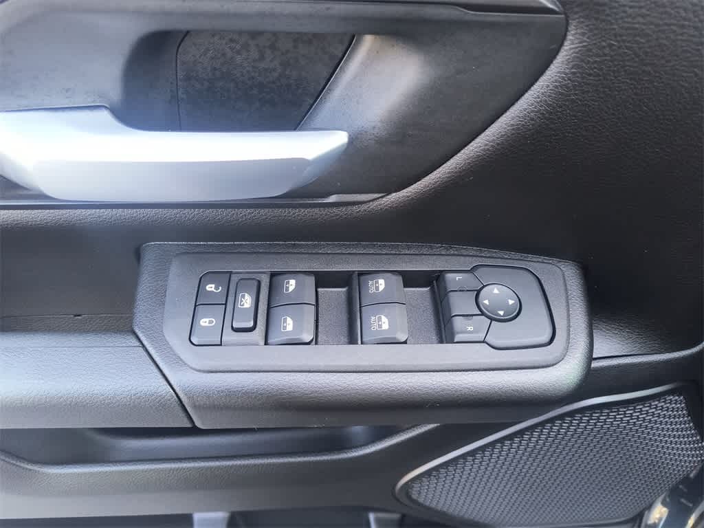 Thumbnail: 2025 RAM 1500 - 13