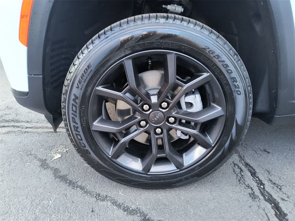 Thumbnail: 2025 Jeep Grand Cherokee - 10