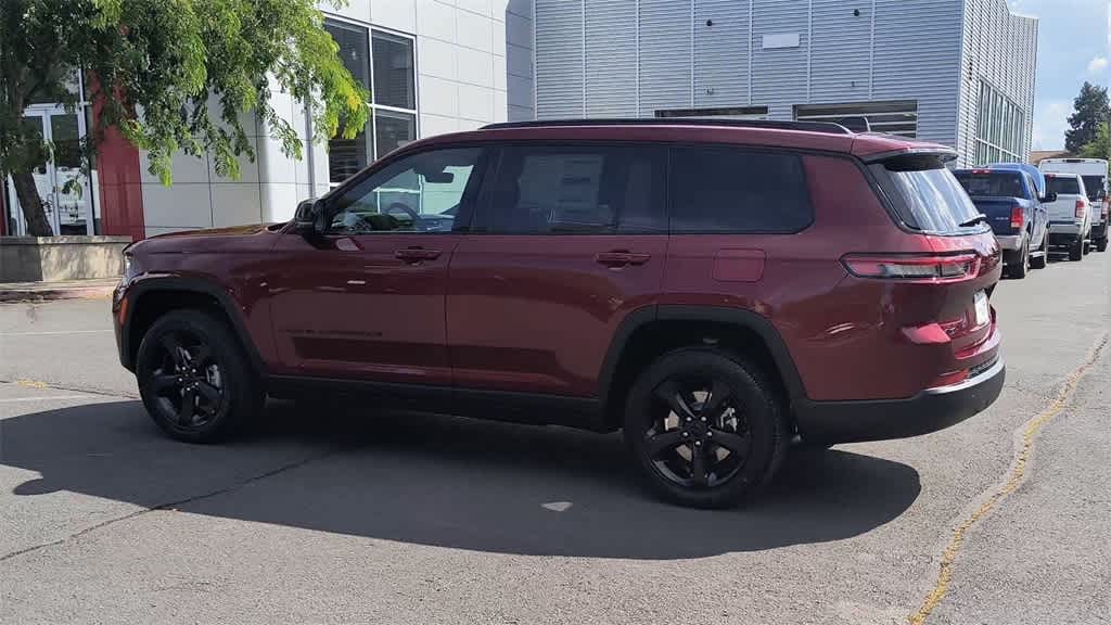 Thumbnail: 2025 Jeep Grand Cherokee - 6