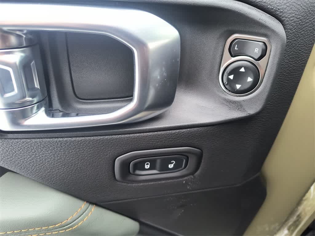 Thumbnail: 2026 Jeep Gladiator - 13