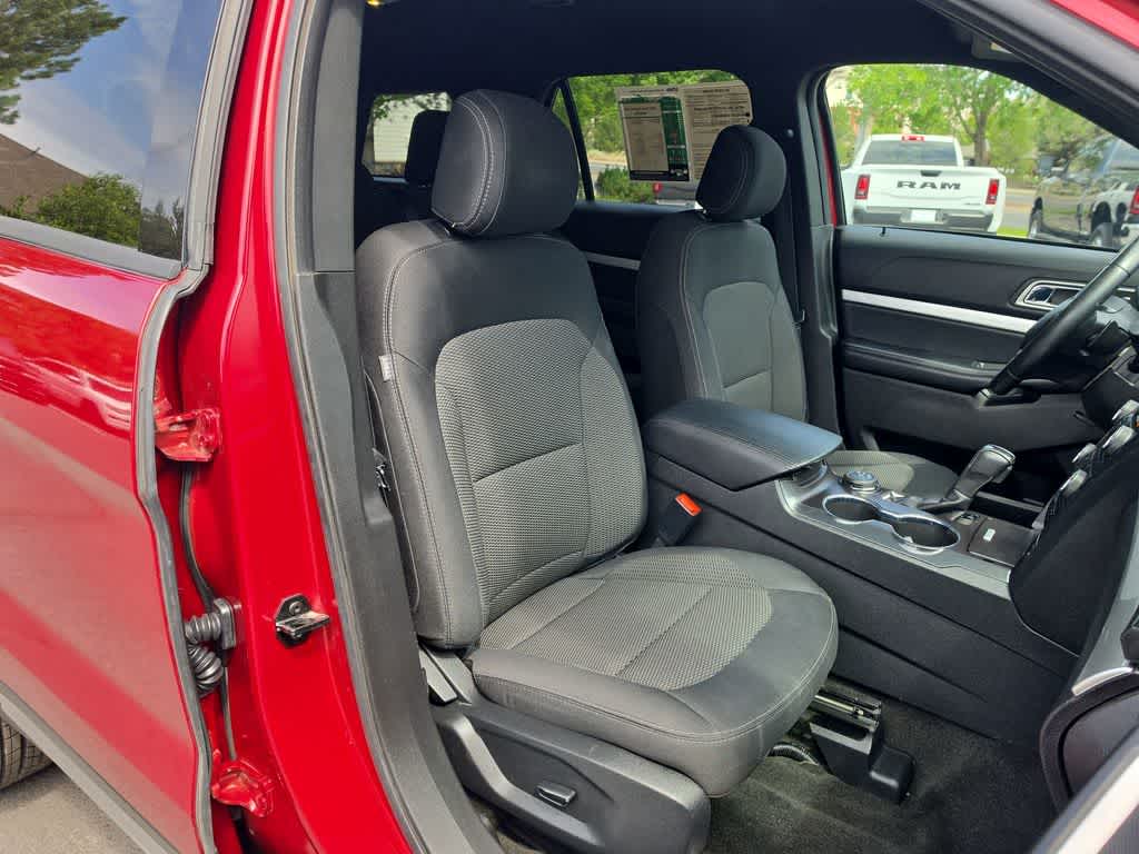 Thumbnail: 2017 Ford Explorer - 23