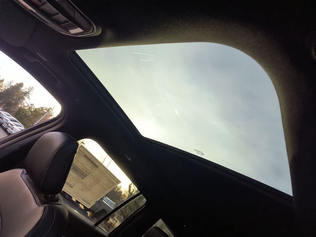 Thumbnail: 2025 Jeep Grand Cherokee L - 22