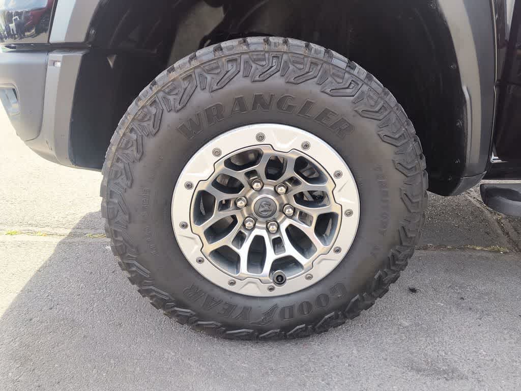 Thumbnail: 2025 RAM 1500 - 10
