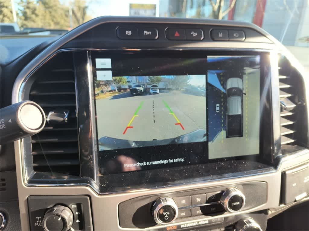 Thumbnail: 2022 Ford Econoline - 17