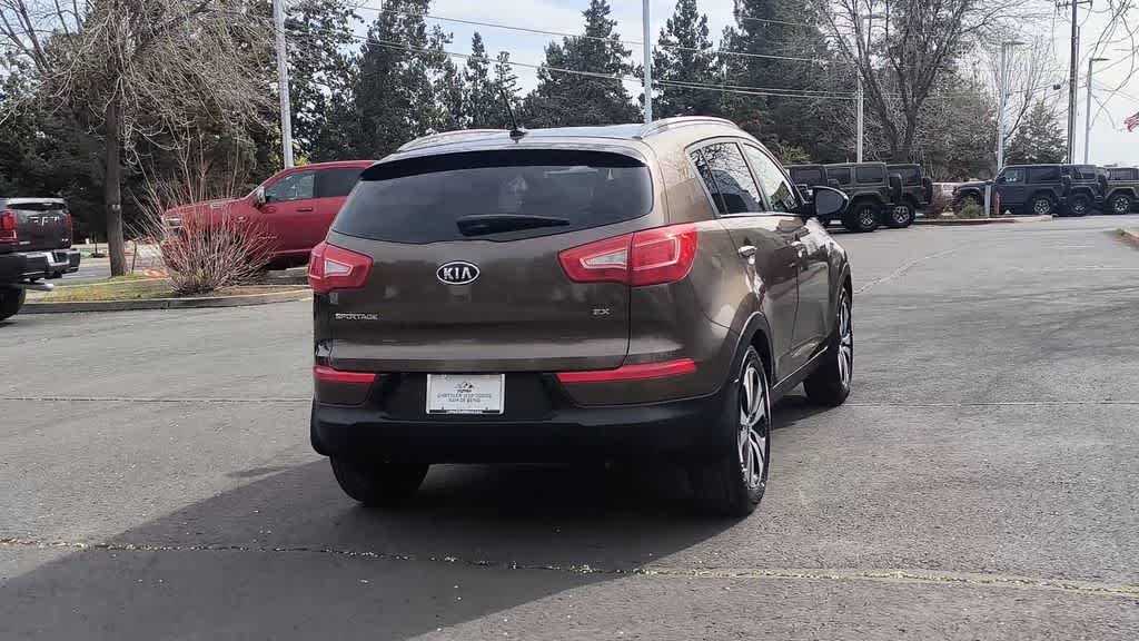 Thumbnail: 2011 Kia Sportage - 8