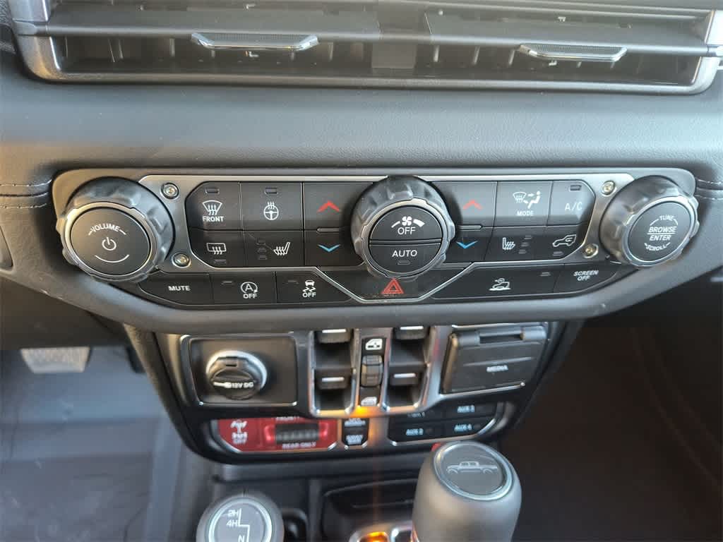 Thumbnail: 2026 Jeep Gladiator - 18