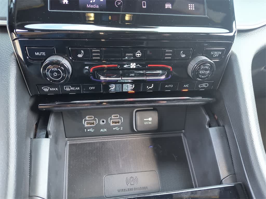 Thumbnail: 2025 Jeep Grand Cherokee - 18