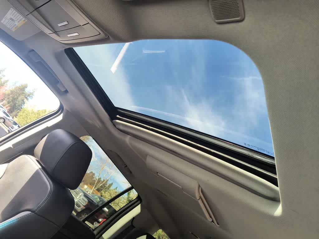 Thumbnail: 2019 Chevrolet Suburban - 22