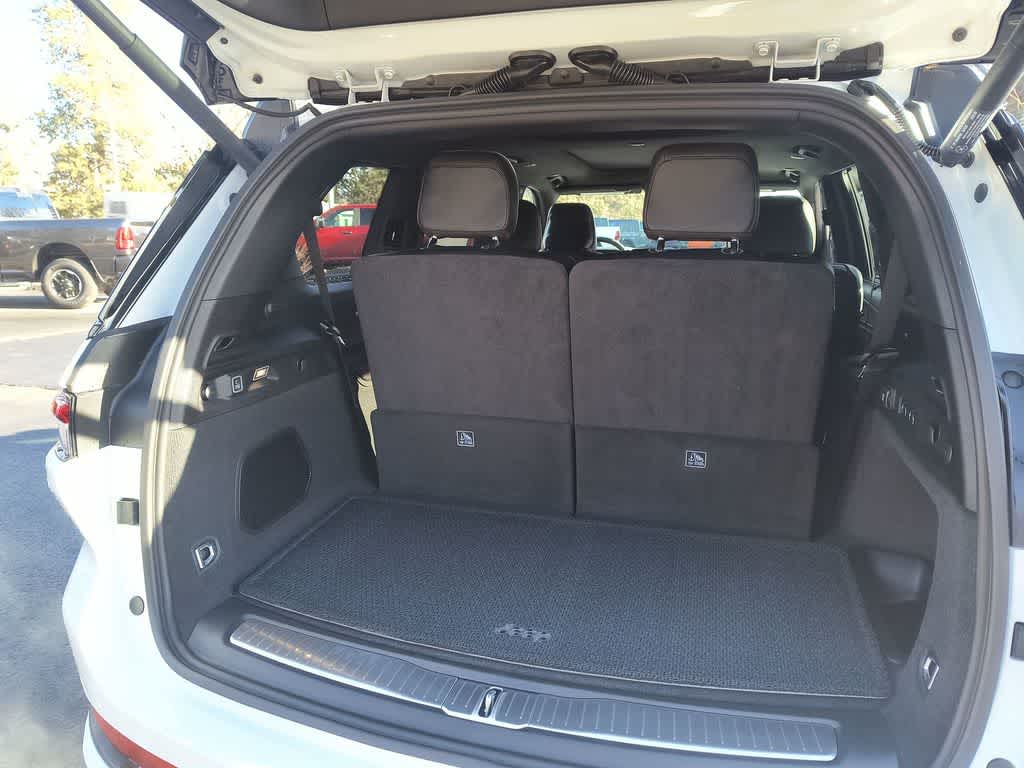 Thumbnail: 2025 Jeep Grand Cherokee L - 25