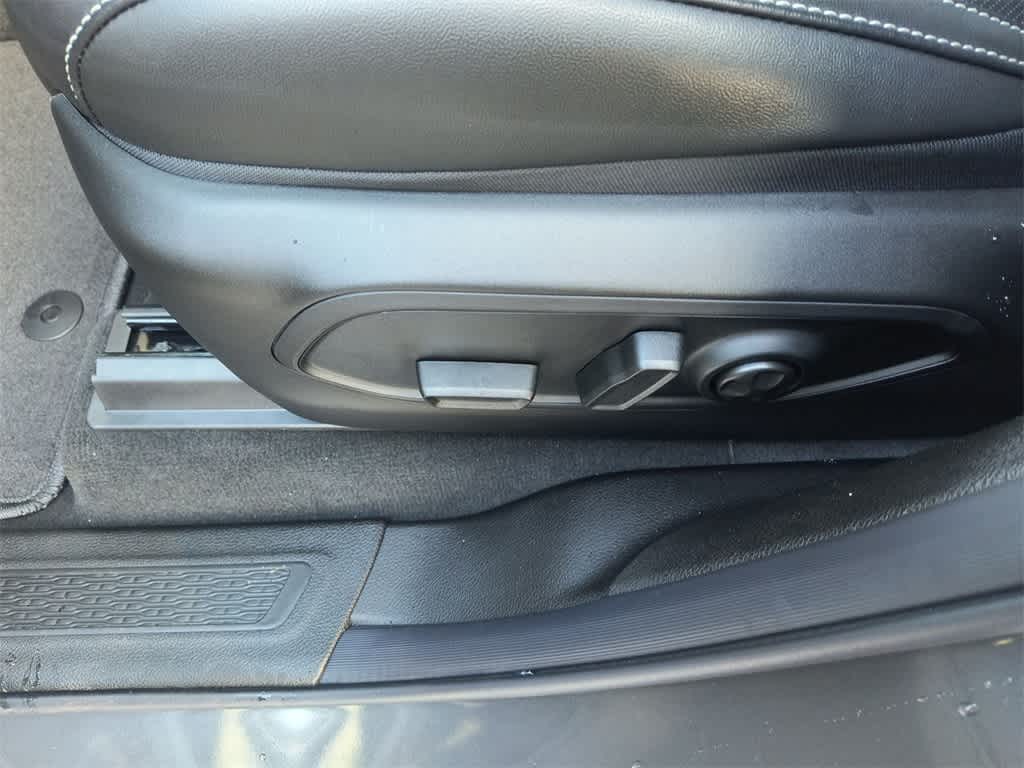 Thumbnail: 2025 Jeep Grand Cherokee - 12