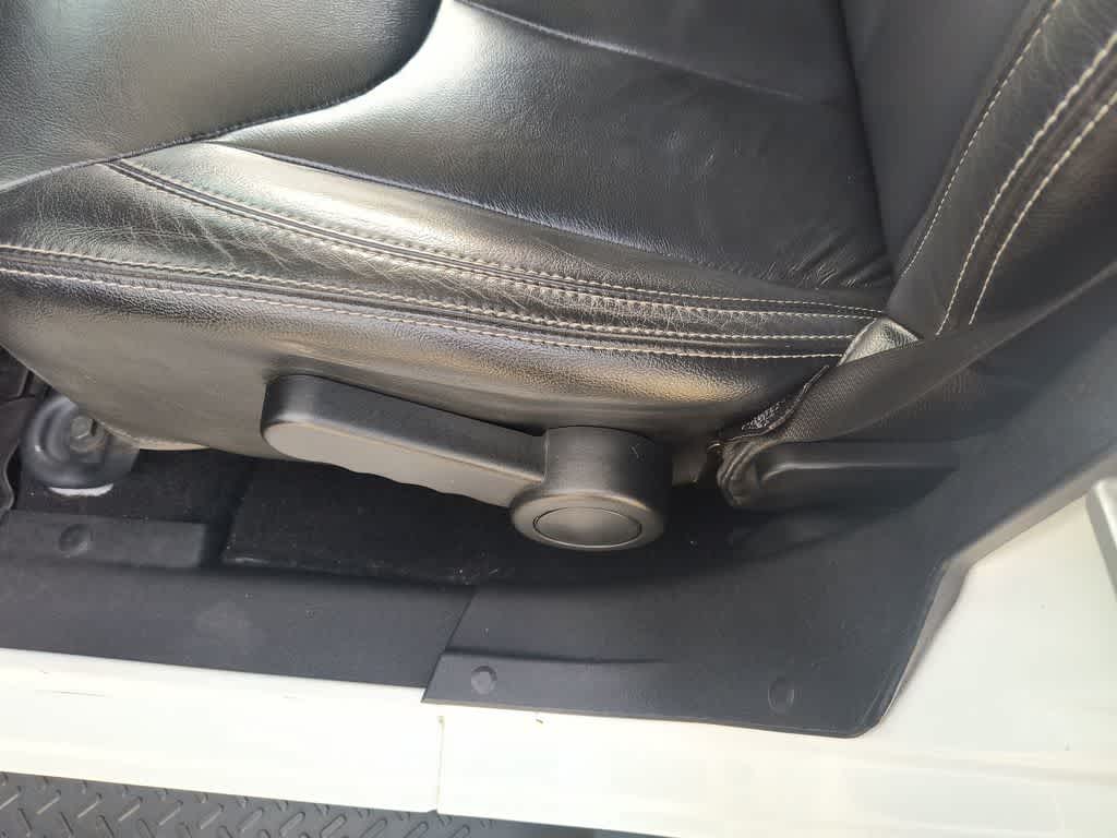 Thumbnail: 2017 Jeep Wrangler - 12