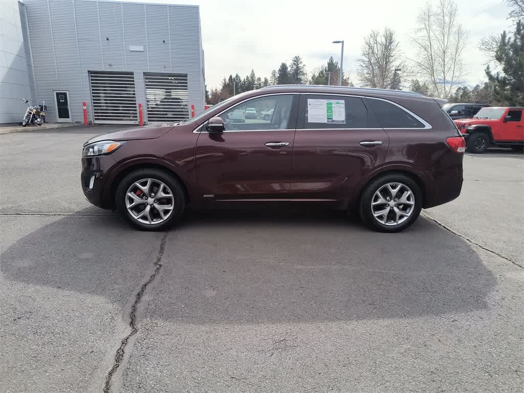 Thumbnail: 2017 Kia Sorento - 3