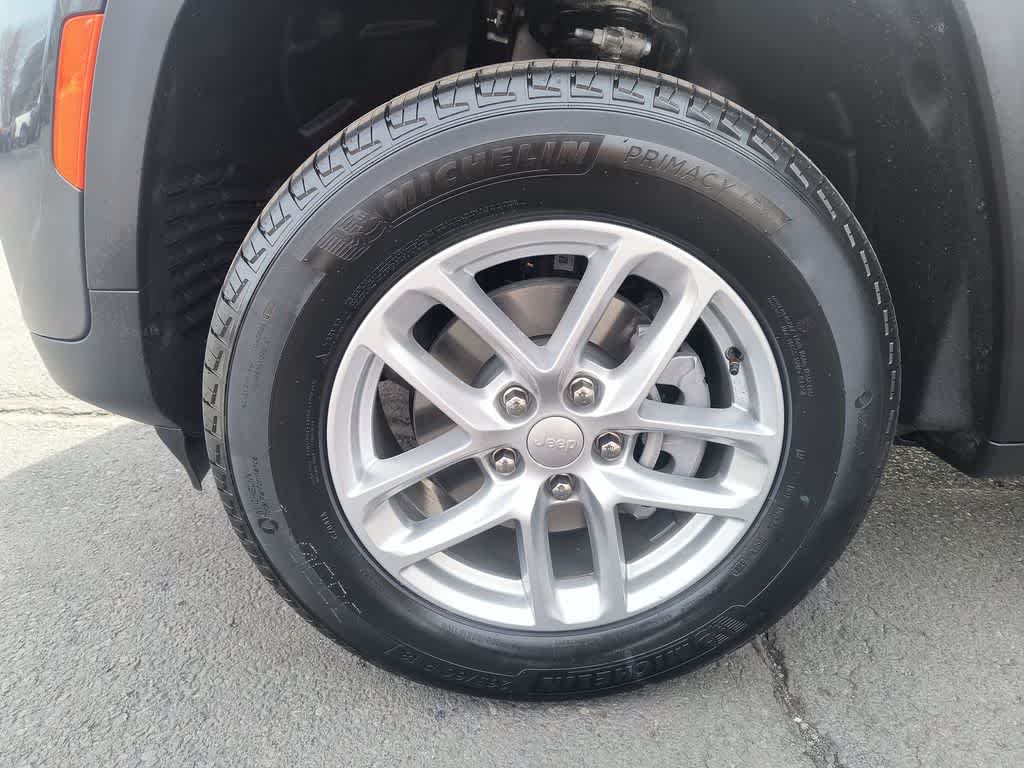 Thumbnail: 2026 Jeep Grand Cherokee - 10