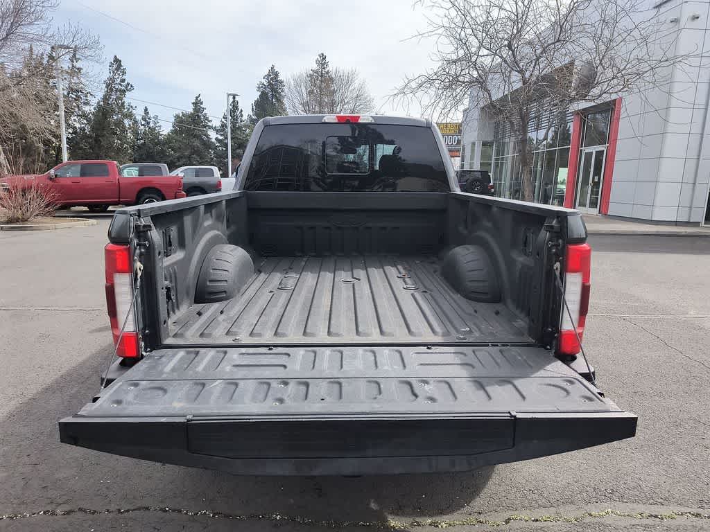 Thumbnail: 2017 Ford Econoline - 24