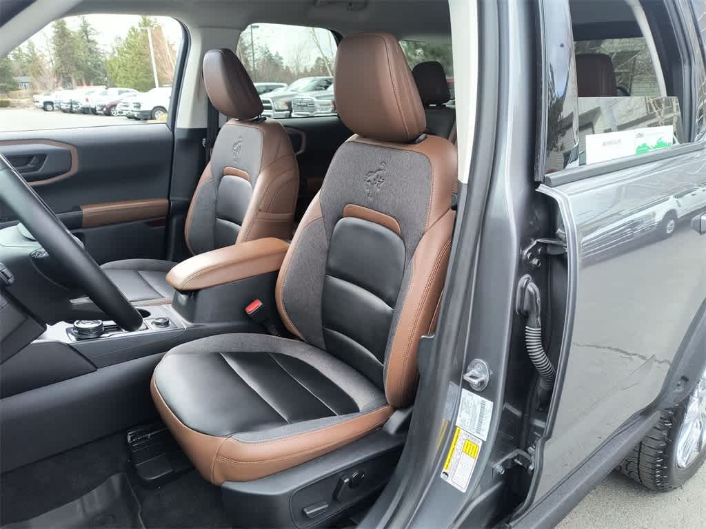 Thumbnail: 2024 Ford Bronco Sport - 11