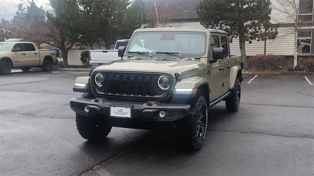 Thumbnail: 2026 Jeep Gladiator - 4