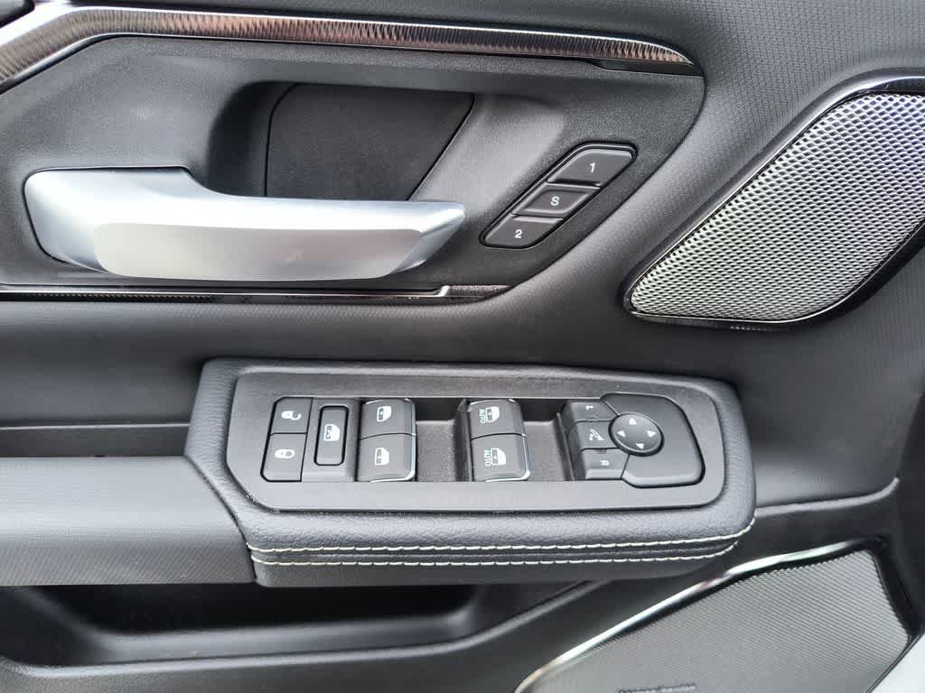 Thumbnail: 2026 RAM 1500 - 13