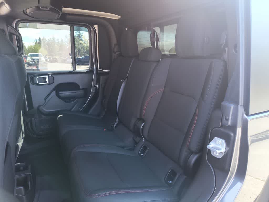 Thumbnail: 2023 Jeep Gladiator - 22