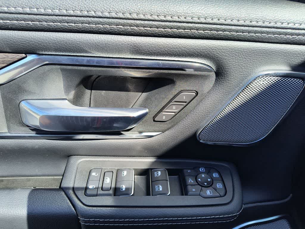 Thumbnail: 2026 RAM 1500 - 13