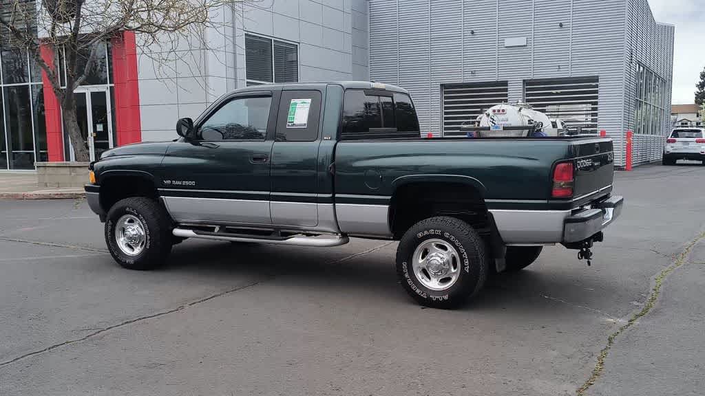 Thumbnail: 2002 Dodge Ram 2500 - 6