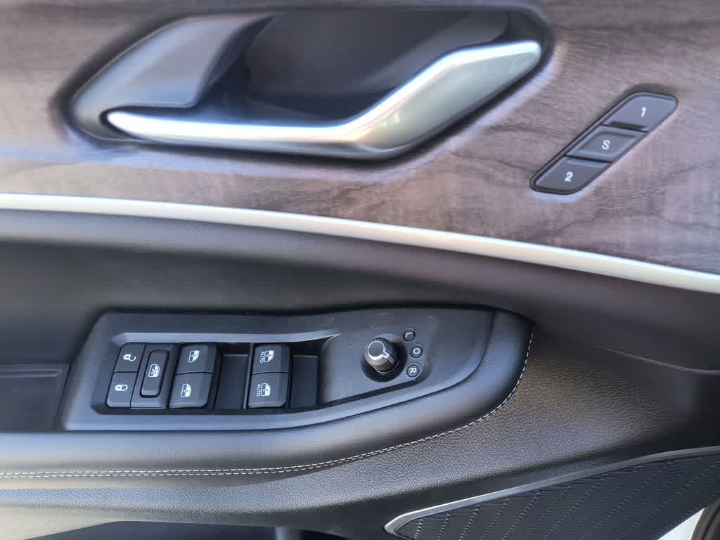 Thumbnail: 2026 Jeep Grand Cherokee - 13