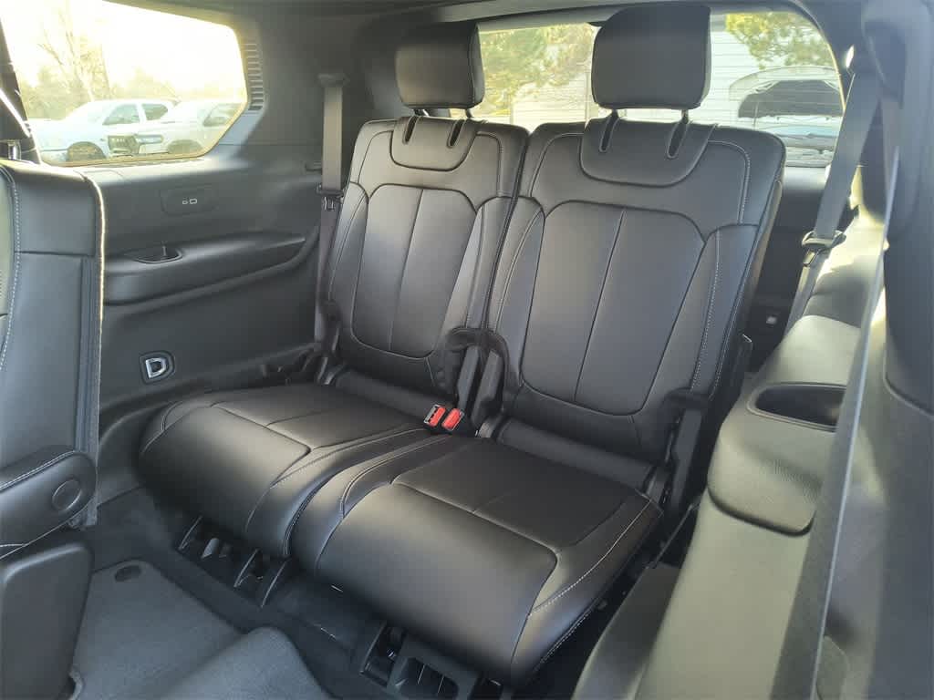 Thumbnail: 2025 Jeep Grand Cherokee - 24