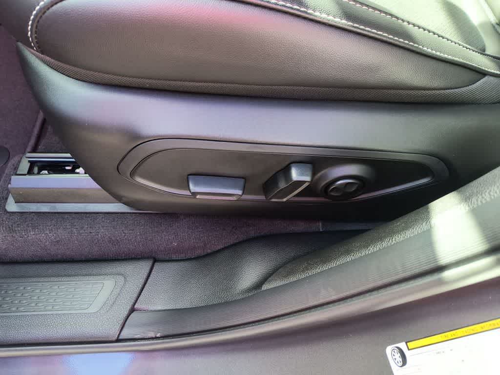 Thumbnail: 2026 Jeep Grand Cherokee L - 12