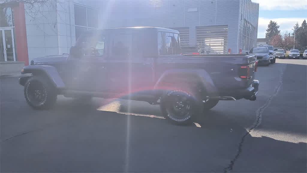 Thumbnail: 2026 Jeep Gladiator - 6