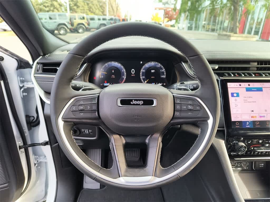 Thumbnail: 2025 Jeep Grand Cherokee - 14