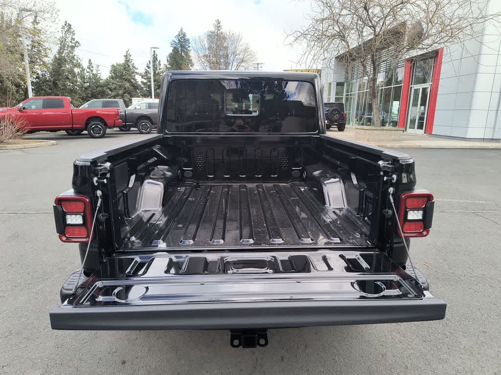 Thumbnail: 2026 Jeep Gladiator - 22