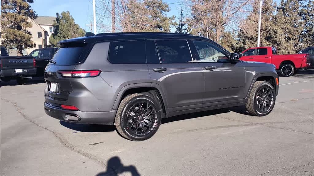 Thumbnail: 2025 Jeep Grand Cherokee L - 9